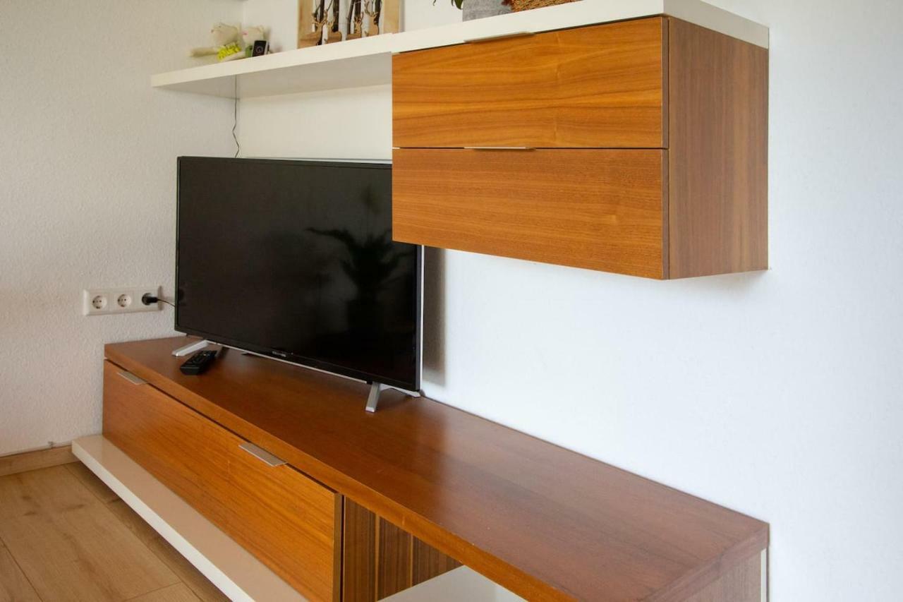 Schoene Und Helle Ferienwohnung In Pfaffenweiler วิลลิงเงน-ชเวนนิงเงน ภายนอก รูปภาพ